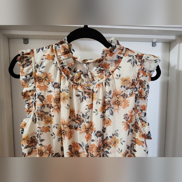 Ali &Jay Romper - Picture 2 of 9